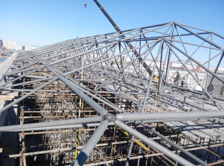 青铜峡商贸城屋顶网架工程