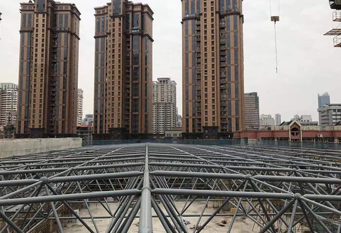 青铜峡螺栓球网架结构