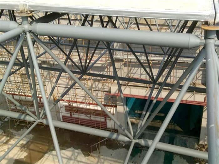青铜峡公安局网架天基板屋面